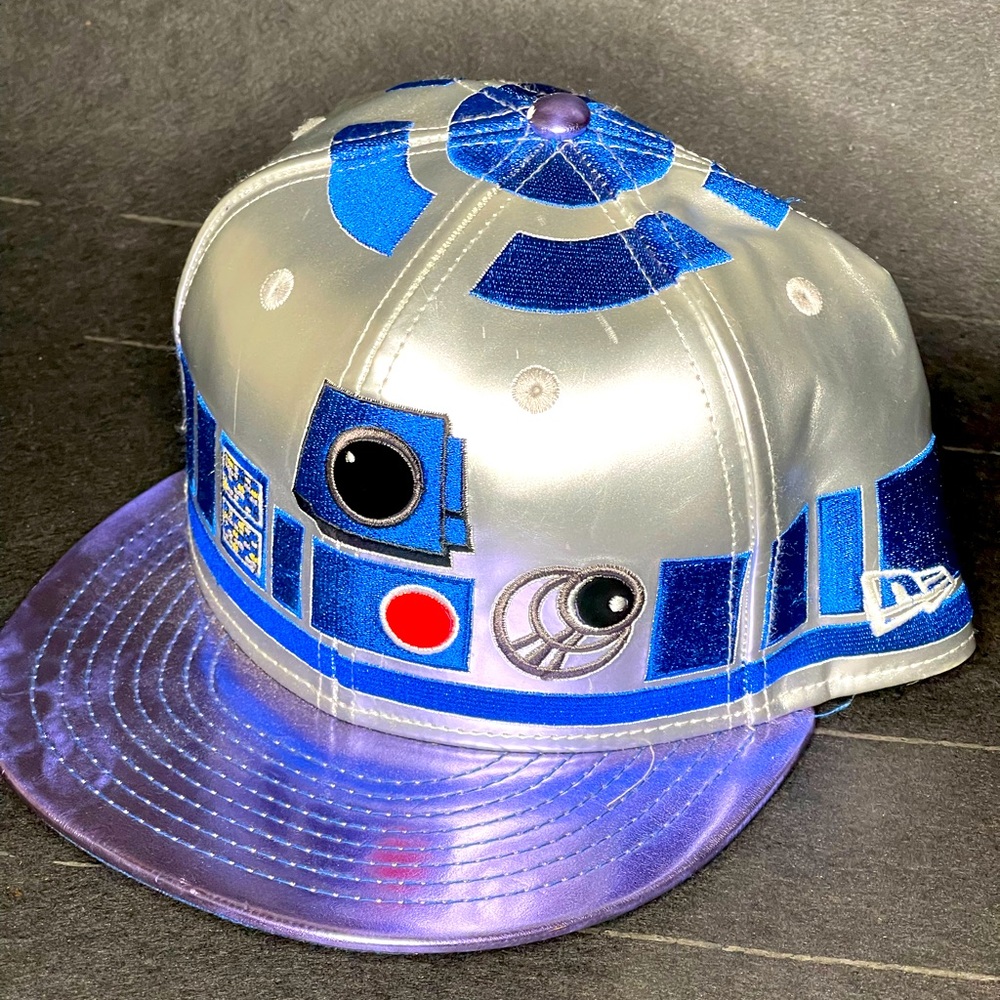 Star Wars Collectible New Era R2D2 Snapback